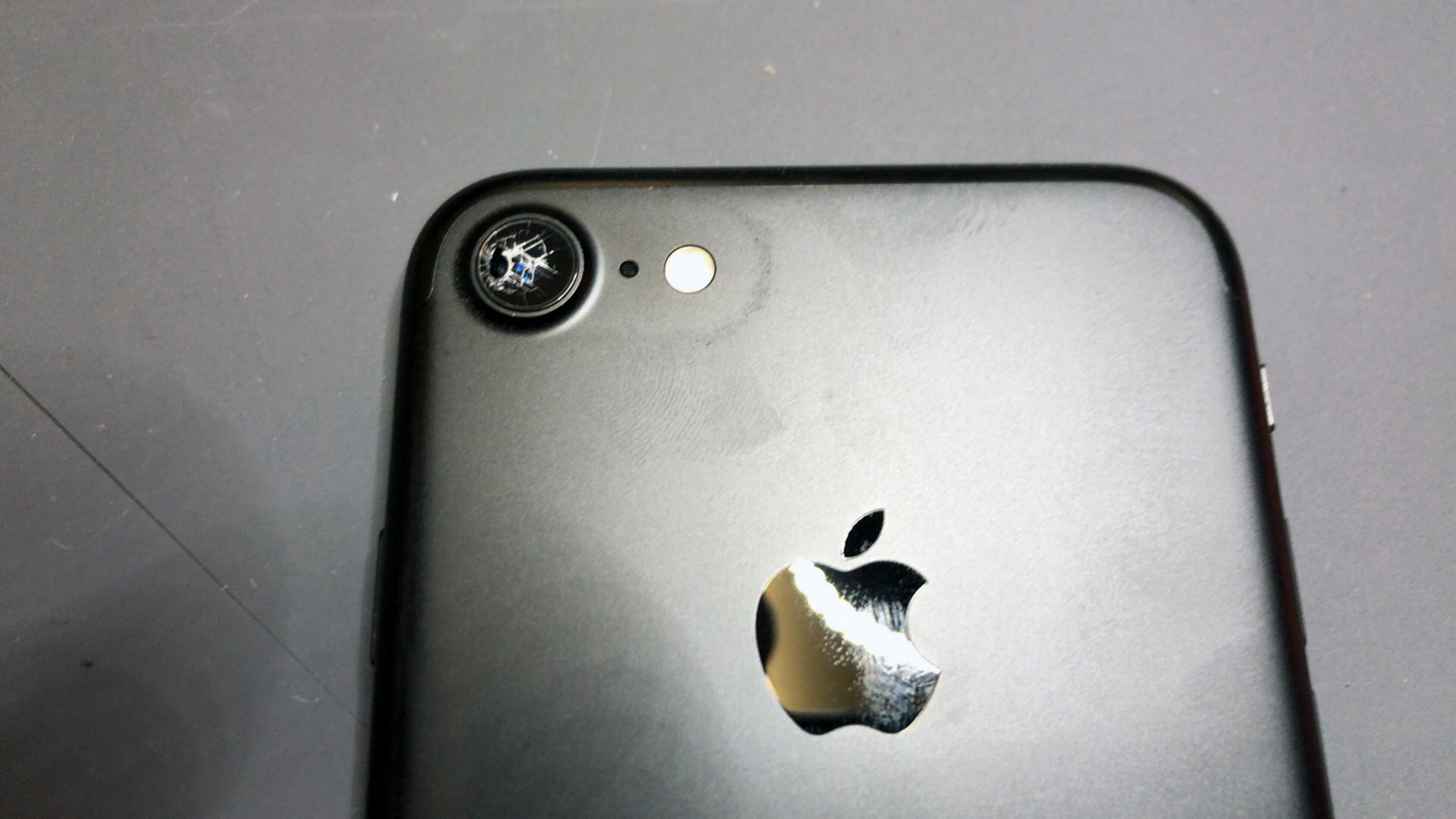 iPhone7カメラレンズ交換 【3,800円（税抜）】 iPhone修理はアイメディアサービス 茨城県つくば市、土浦市